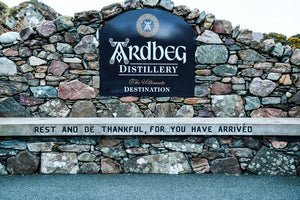 Ardbeg-Destillerie: Die besonders rauchigen Islay-Whiskys