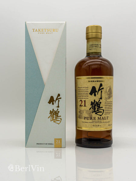 Whisky Nikka Taketsuru 21 Jahre Pure Malt Japanese Blended Malt Whisky mit Verpackung Frontansicht